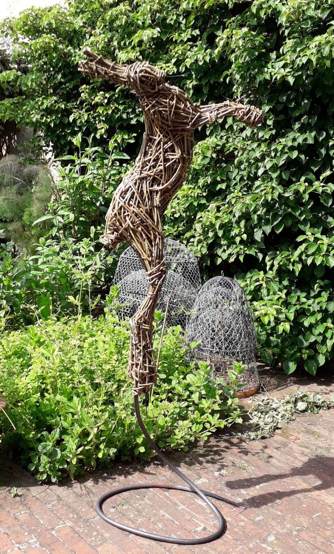 willow boxing hare sculpture, willow hare sculpture for the garden